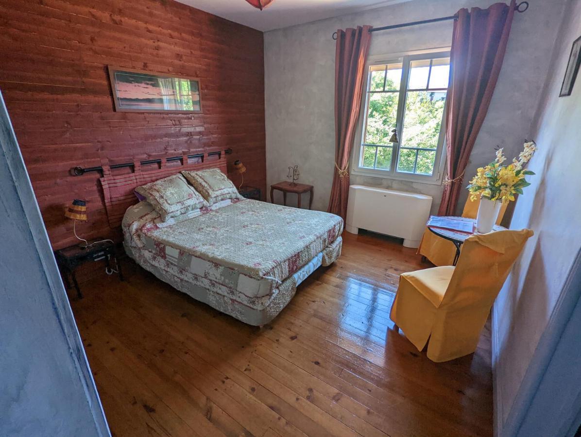 Le Domaine De La Croze Bed & Breakfast Gramat Exterior photo